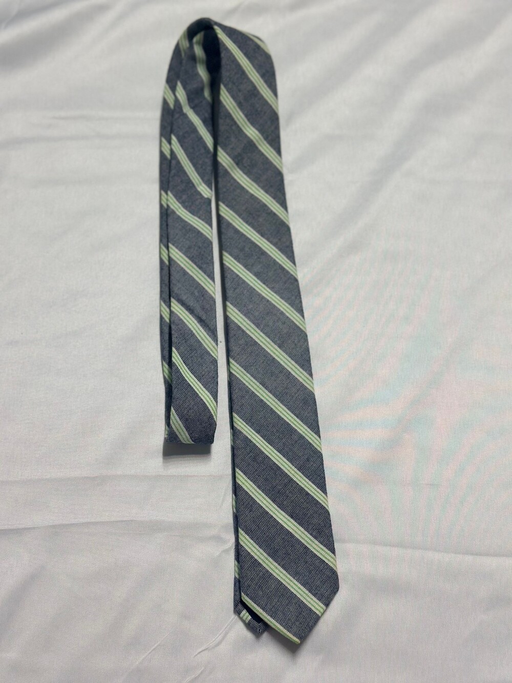 American Eagle Outfitters AEO Men’s Skinny Tie Gray Green Striped Necktie